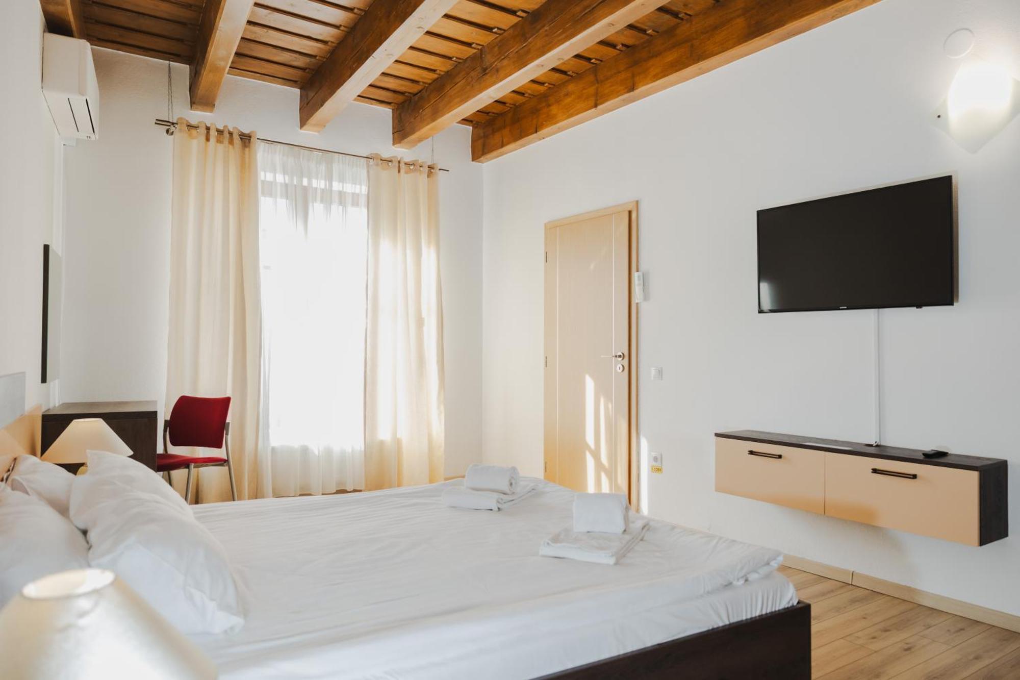 Casa Nicolae Luxury Suites Hermannstadt Exterior foto